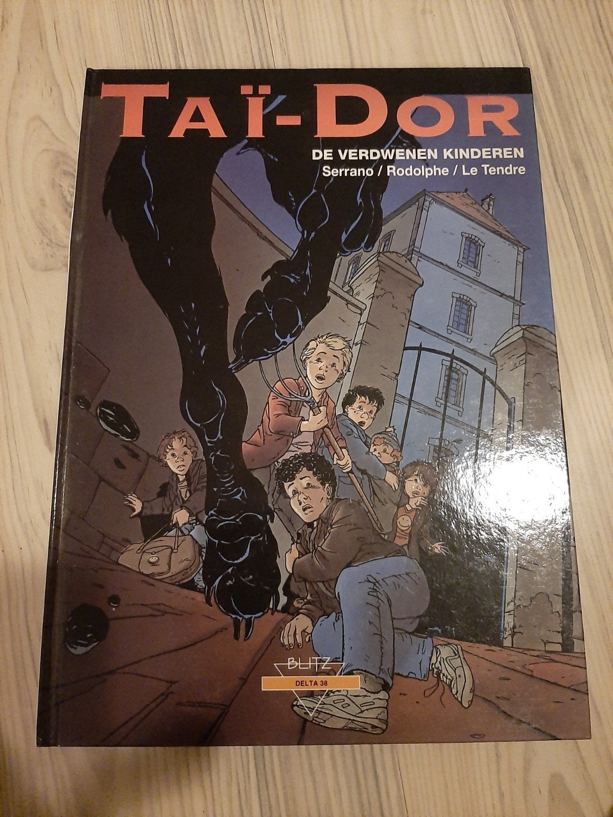 Tai-Dor: De Verdwenen Kinderen - Hardcover Stripboek, Eén stripboek, Ophalen of Verzenden, Gelezen, Serrano / Rodolphe / Le Tendre