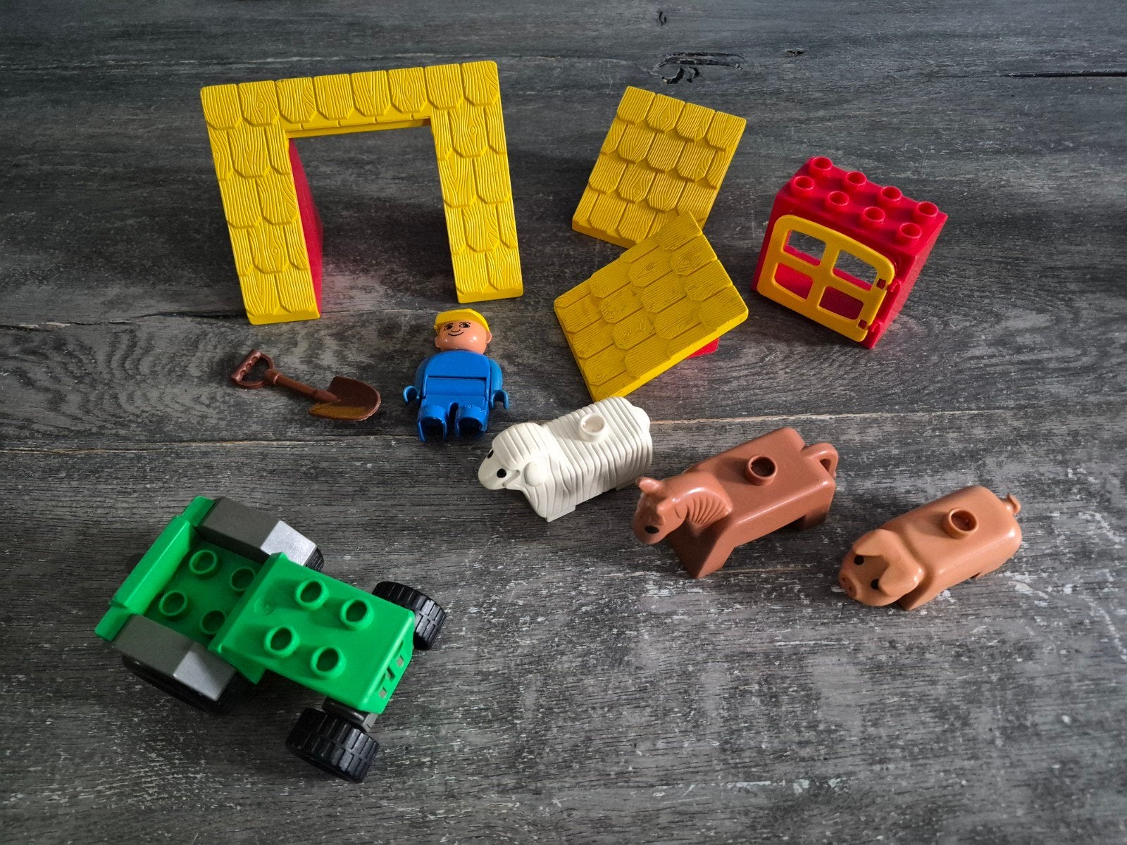 Duplo boerderij set: dieren, tractor, poppetje en onderdelen, Gebruikt, Ophalen of Verzenden, Inclusief minifiguren, Duplo