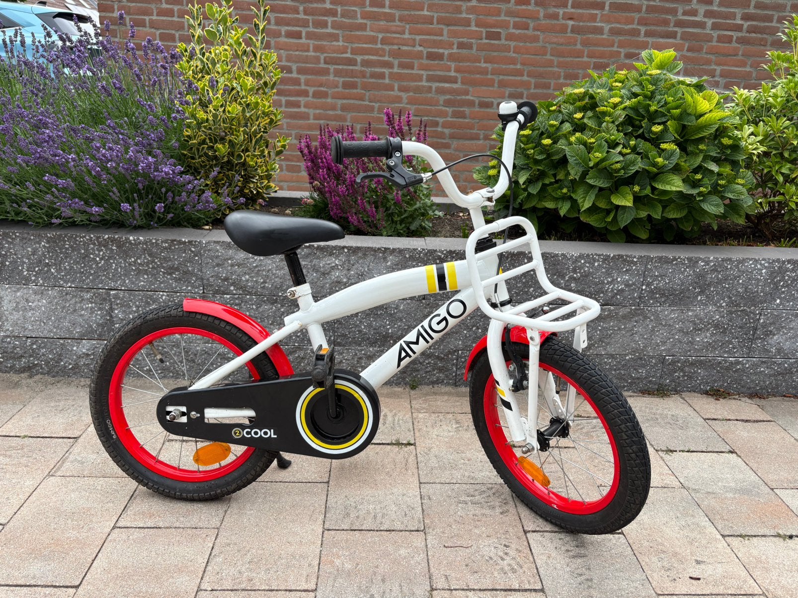 Amigo 16 inch jongensfiets, Fietsen en Brommers, Fietsen | Kinderfietsjes, Ophalen, Gebruikt, Terugtraprem, 16 tot 20 inch