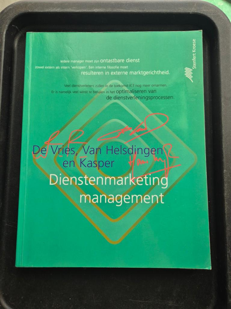 Dienstenmarketing management - De Vries, Van Helsdingen, Boeken, Gelezen, Gamma, De Vries, Van Helsdingen, Kasper, HBO