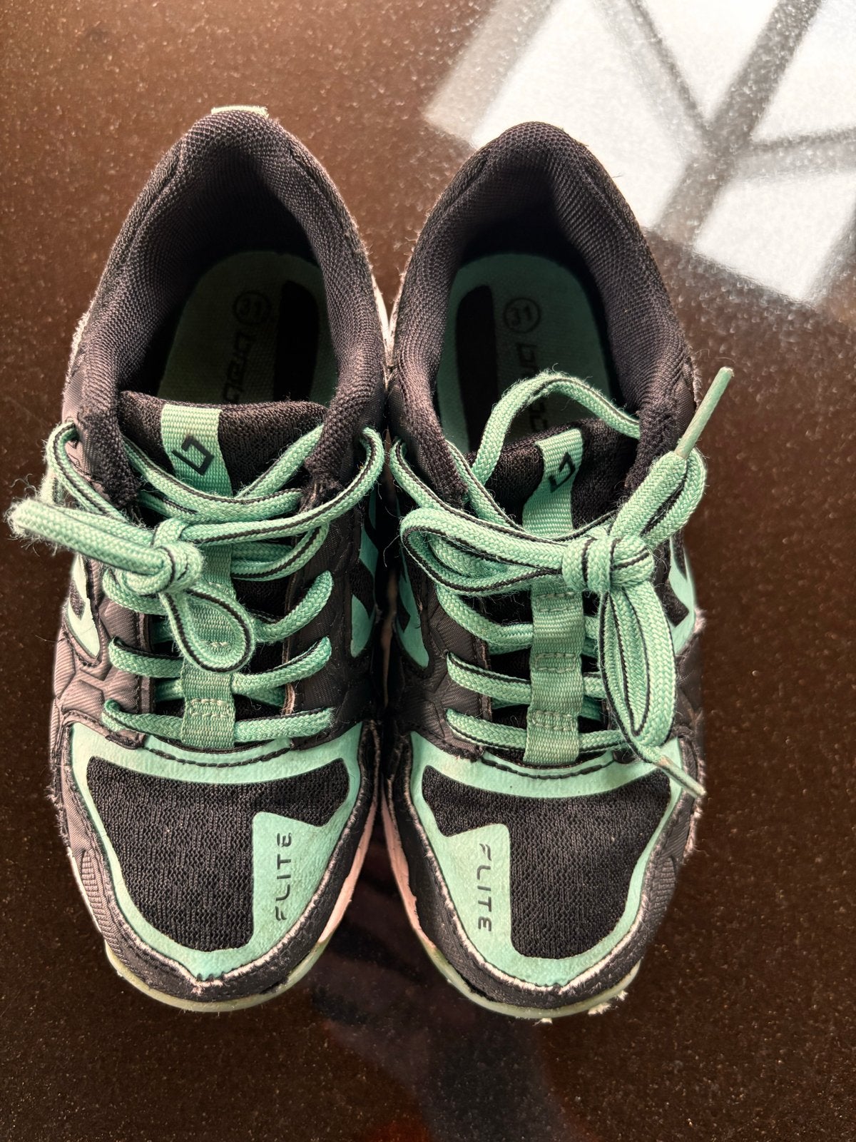 Brabo hockeyschoenen maat 31, Ophalen of Verzenden, Gebruikt, Schoenen
