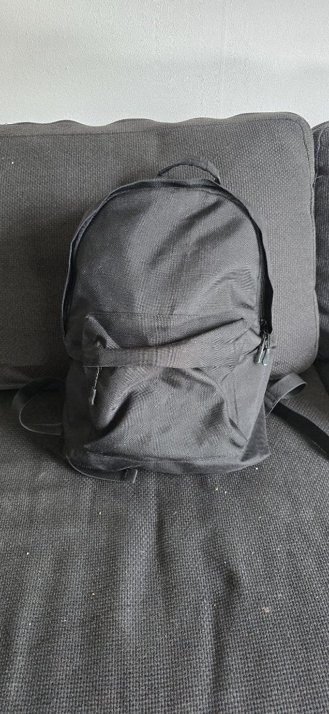 Soepele Rugzak in het zwart ( ophalen ), 25 tot 40 cm, Zo goed als nieuw, Trekking, 30 tot 45 cm