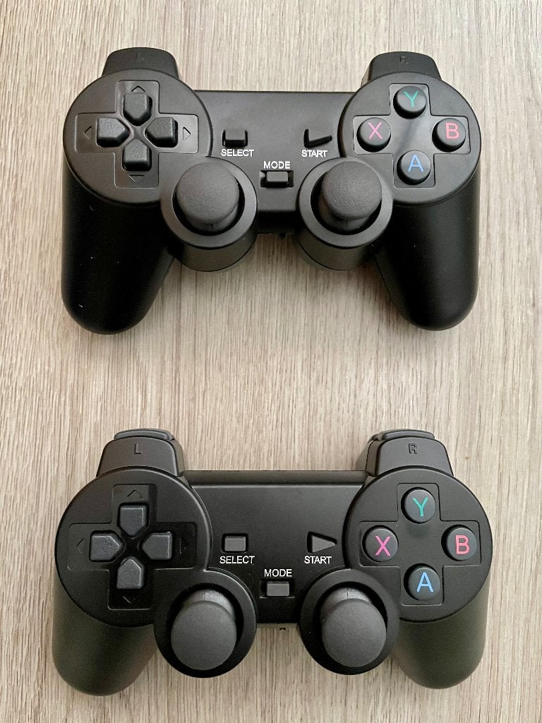 2 stuks PC controllers draadloos, Computers en Software, Joysticks, Ophalen of Verzenden, Zo goed als nieuw, Overige merken