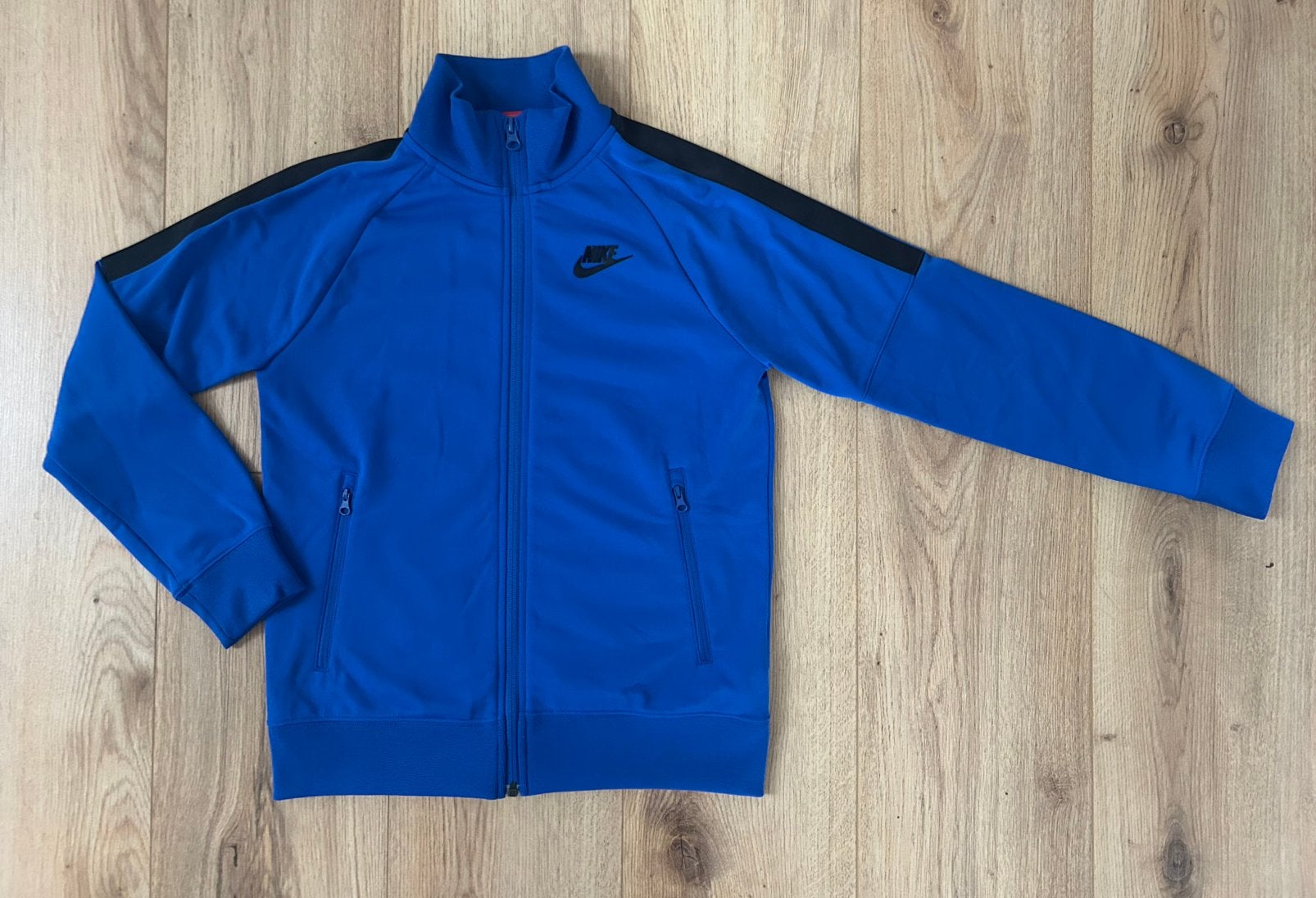 NIEUW Nike sportvest rits jasje trainingspak blauw M 140 146, Ophalen of Verzenden, Nieuw, Jongen, Trui of Vest