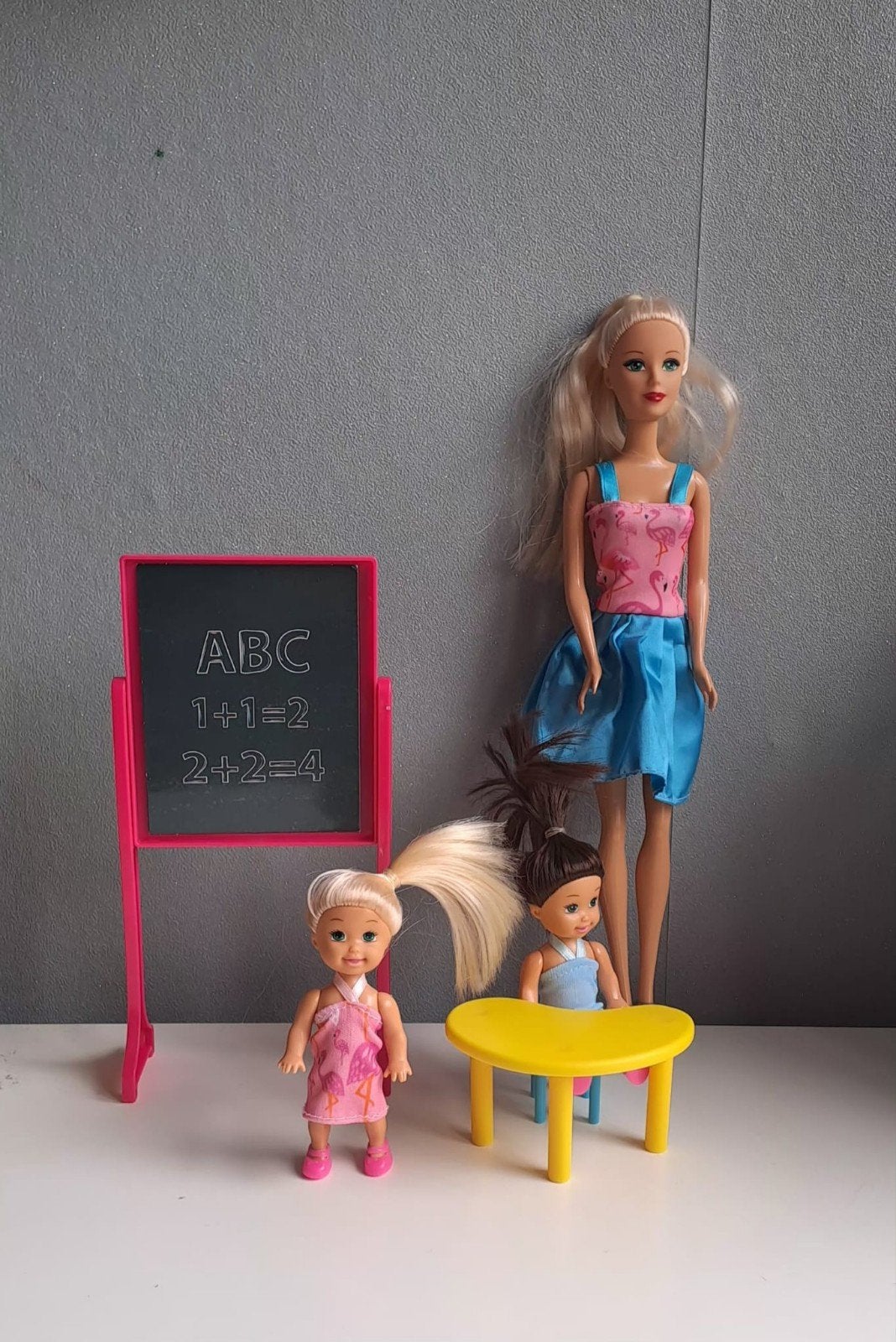 Barbie schoolset, Ophalen of Verzenden, Zo goed als nieuw, Barbie