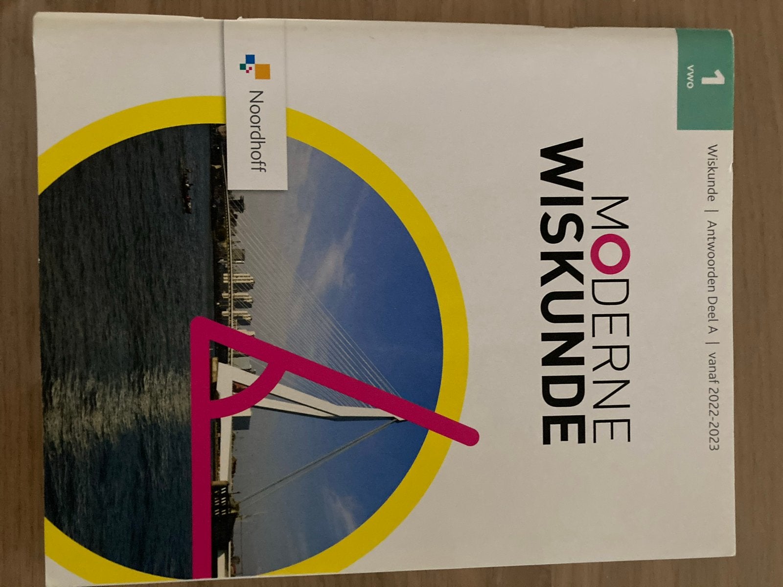 Moderne Wiskunde VWO 1 Antwoorden Deel A (2022-2023), Boeken, Ophalen of Verzenden, Zo goed als nieuw, VWO, Wiskunde A