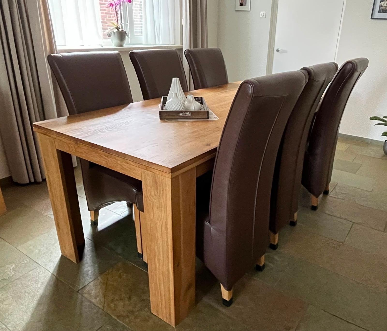 Eikenhouten eettafel met 6 bruine leren stoelen., Ophalen, Gebruikt, Eikenhout, 50 tot 100 cm