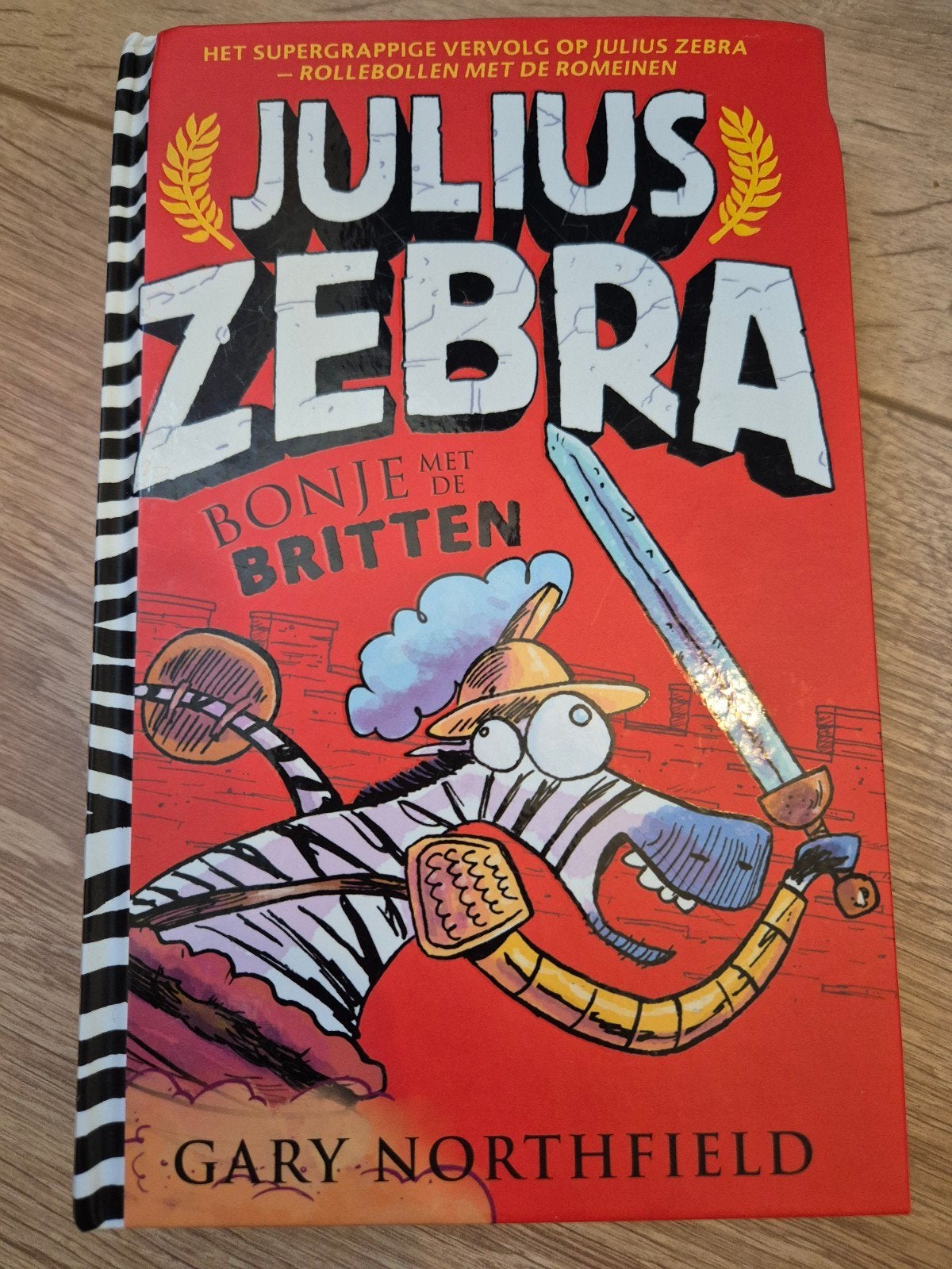 Julius Zebra: Bonje met de Britten | Gary Northfield | 7+, Boeken, Non-fictie, Ophalen of Verzenden, Zo goed als nieuw, Gary Northfield