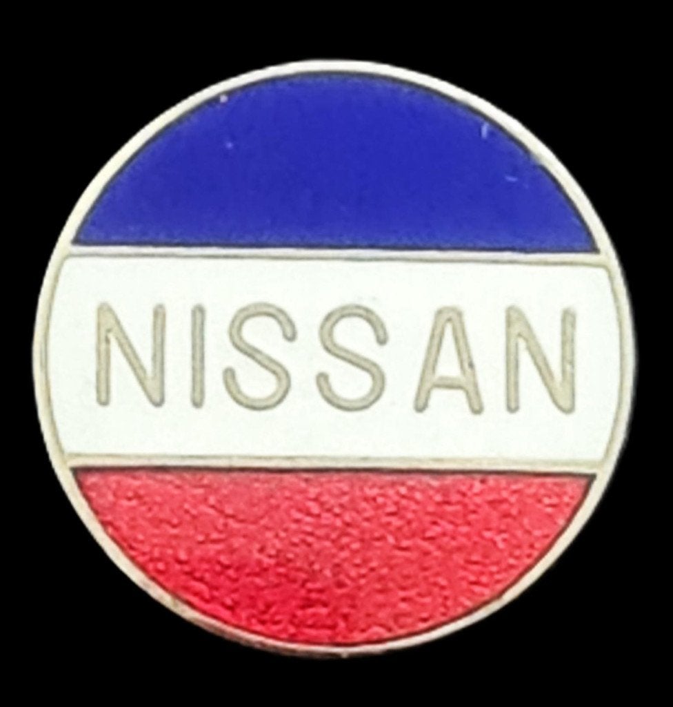 Nissan pin- blauw-wit-rood emaille, Verzenden, Nieuw, Transport, Speldje of Pin
