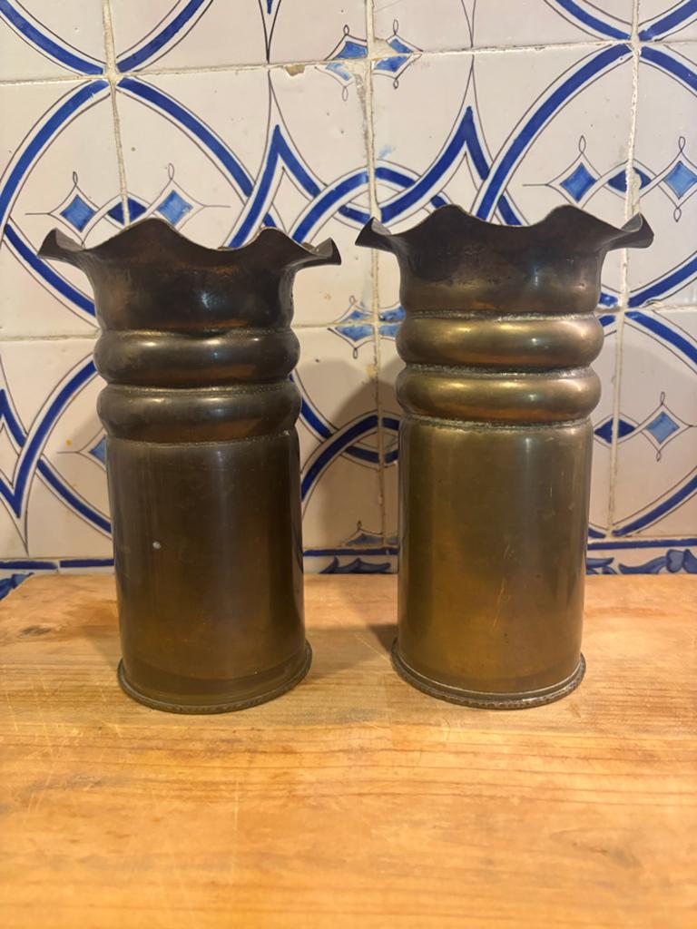Trench Art WO2 75 mm hulzen USA  1943 - Uniek paar, Verzamelen, Militaria | Tweede Wereldoorlog, Ophalen of Verzenden, Landmacht
