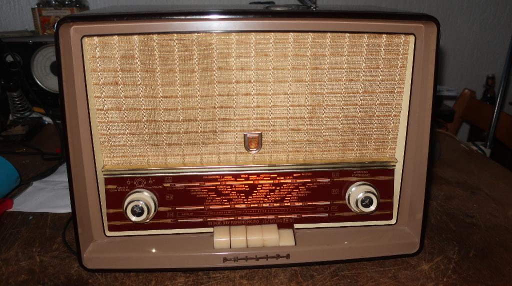 Buizenradio Philips B3X63A  Goed, Ophalen of Verzenden, Gebruikt, Radio