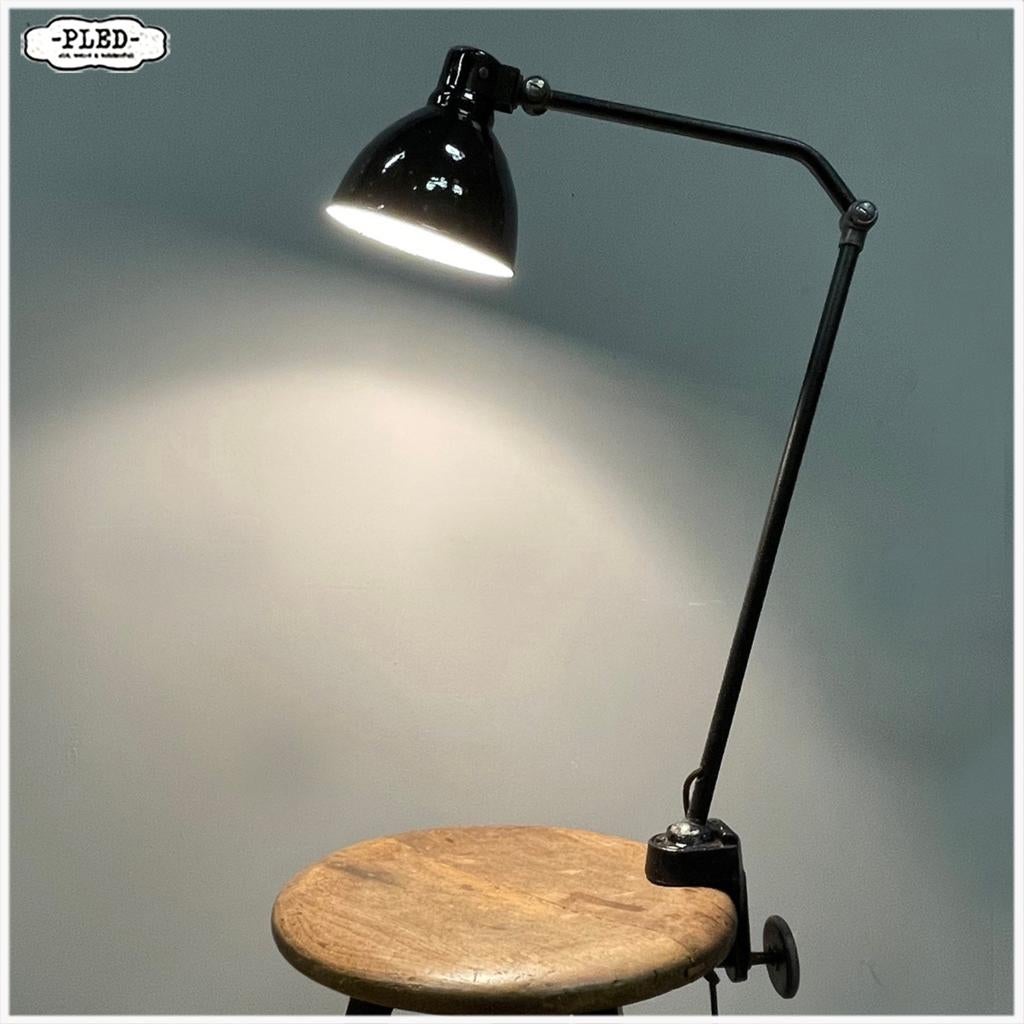 Oude AEG klemlamp Jaren dertig lamp Peter Behrens Tafellamp, Gebruikt, Ophalen of Verzenden, Nb, Nb