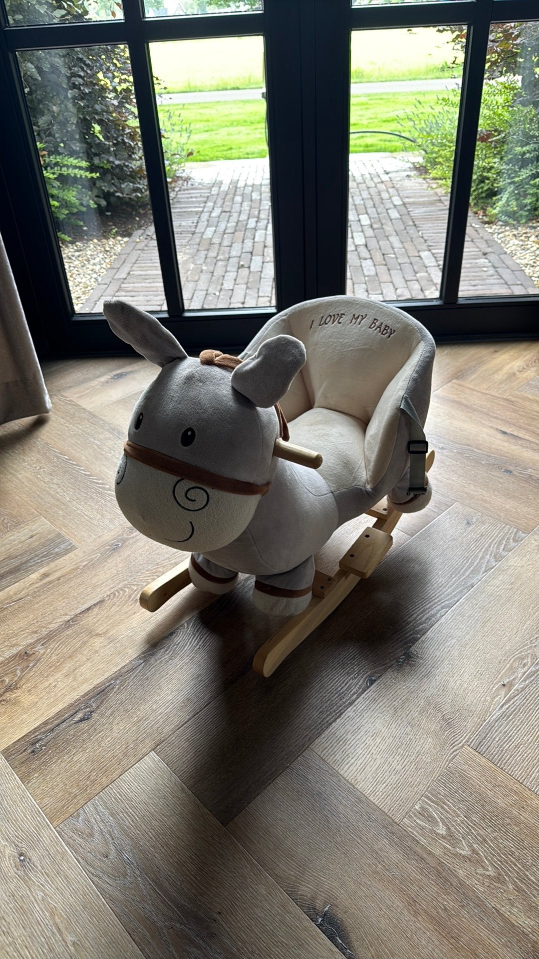 Schattige hobbel ezel met geluid - Zo goed als nieuw, Kinderen en Baby's, Ophalen, Zo goed als nieuw, Overige typen, Met geluid