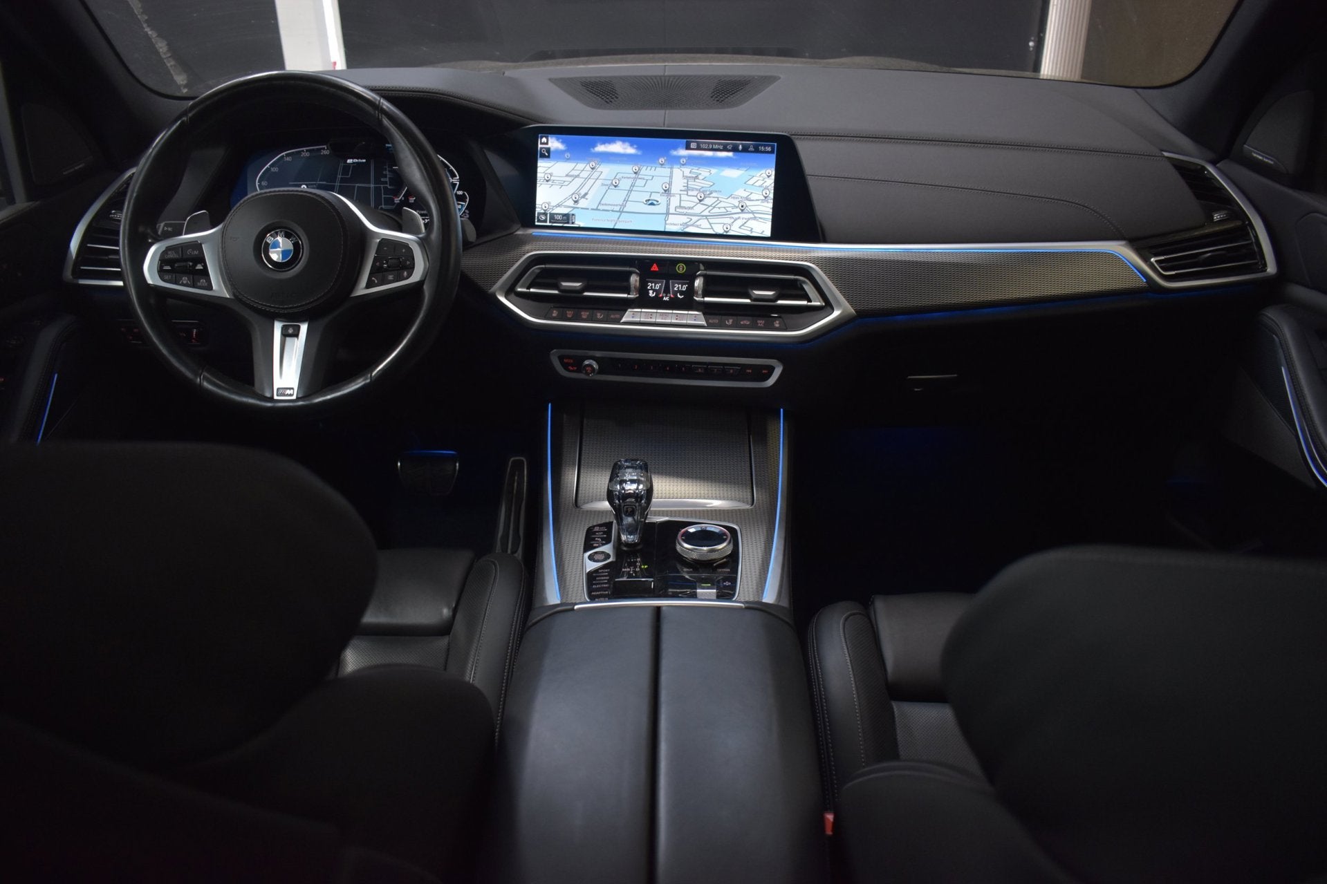 Foto 20 van BMW X5 45e M-Sport xDrive 394pk | AKRAPOVIC | M-STOELEN | AC