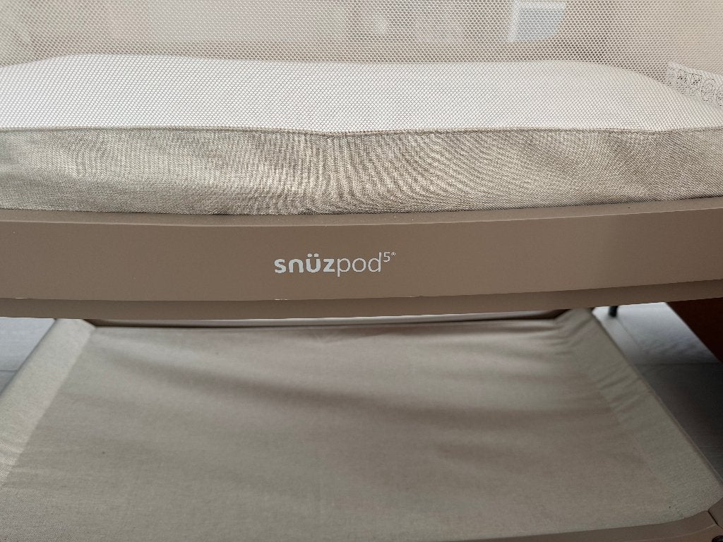 SnüzPod 5 Co-sleeper – Complete set + 4 hoeslakens, Ophalen of Verzenden, Zo goed als nieuw, Wieg