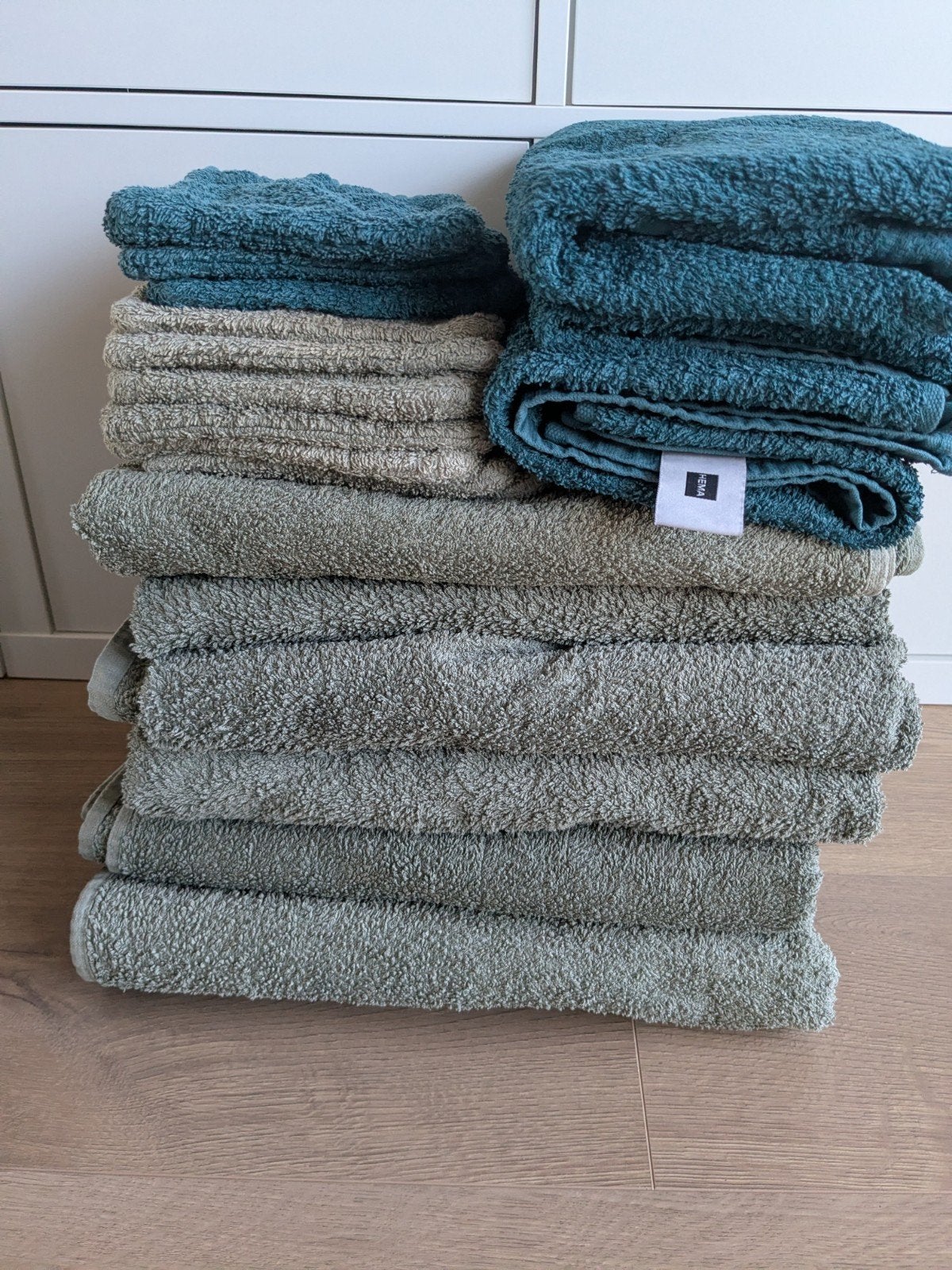 Handdoeken, Huis en Inrichting, Badkamer | Badtextiel en Accessoires, Ophalen, Gebruikt, Overige merken, Handdoek