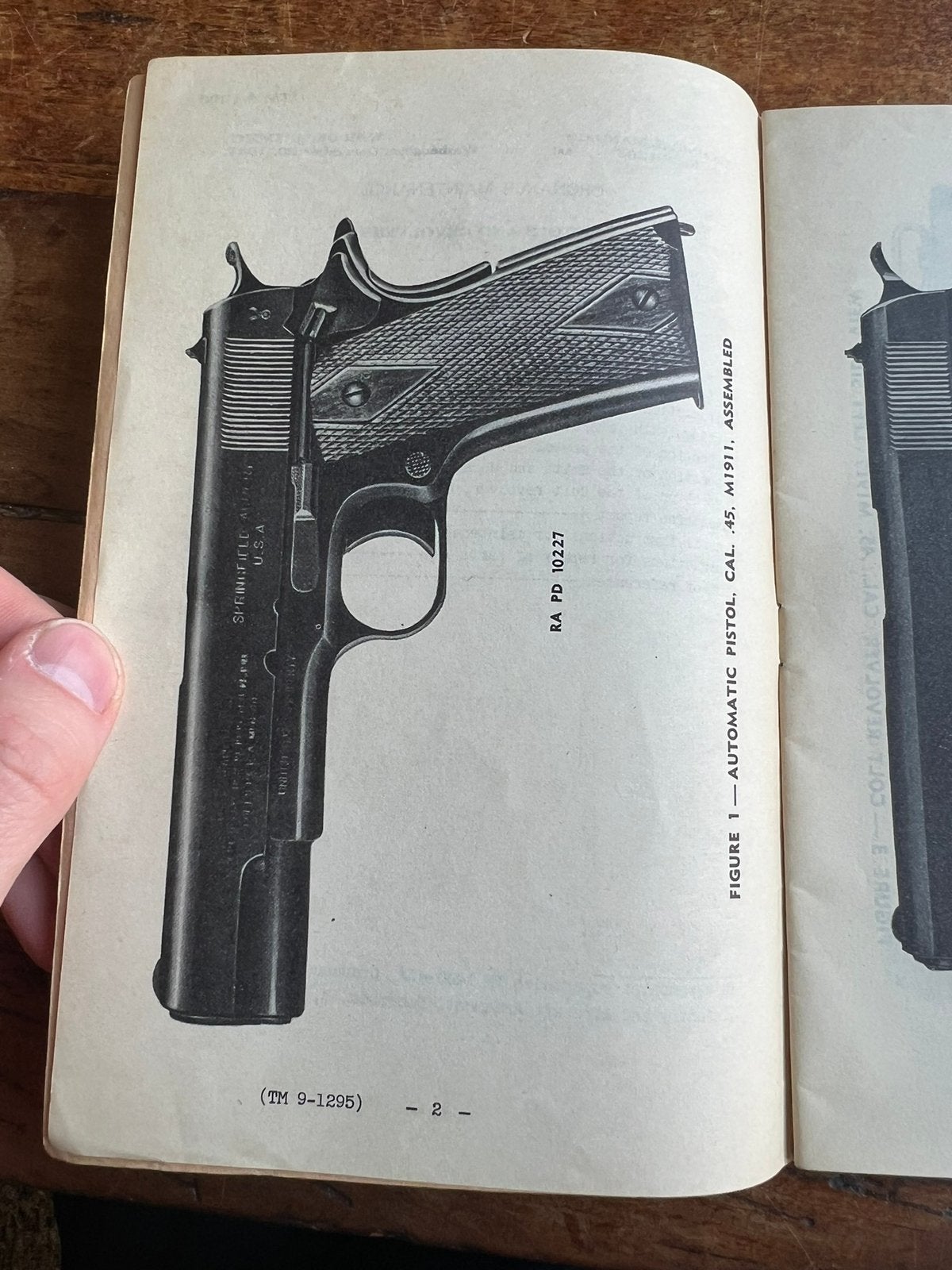 WO2 Amerikaans Colt .45 Pistol Voorschrift 1942 werkplaats, Amerika, Verzenden, Boek of Tijdschrift