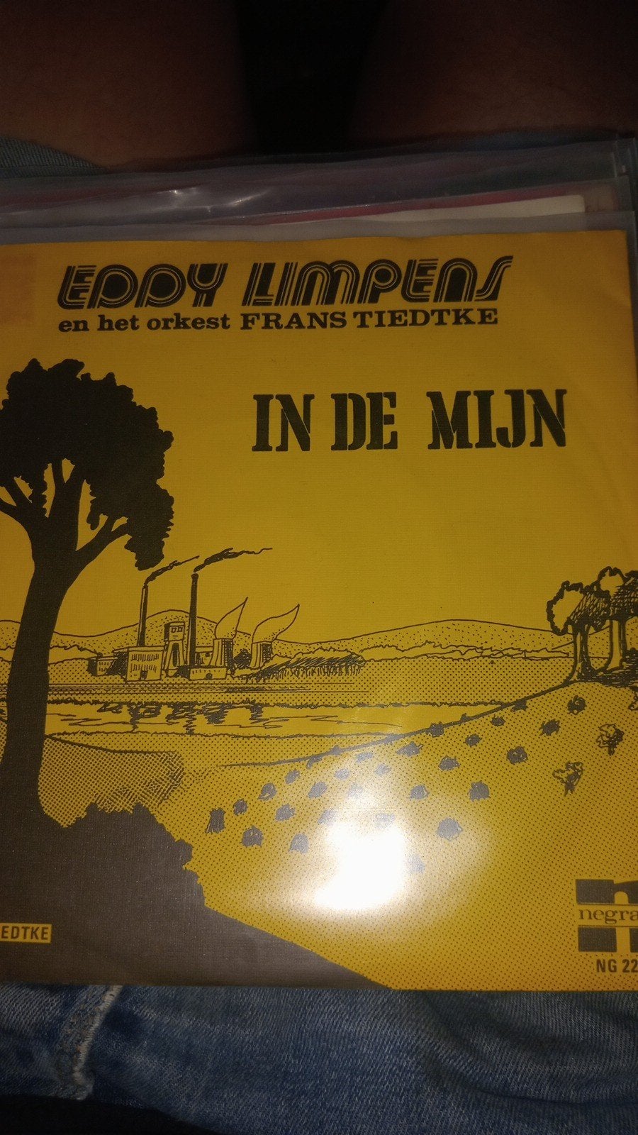 Eddy Limpens in de mijn, Cd's en Dvd's, Ophalen of Verzenden, Zo goed als nieuw, Overige formaten, Levenslied of Smartlap