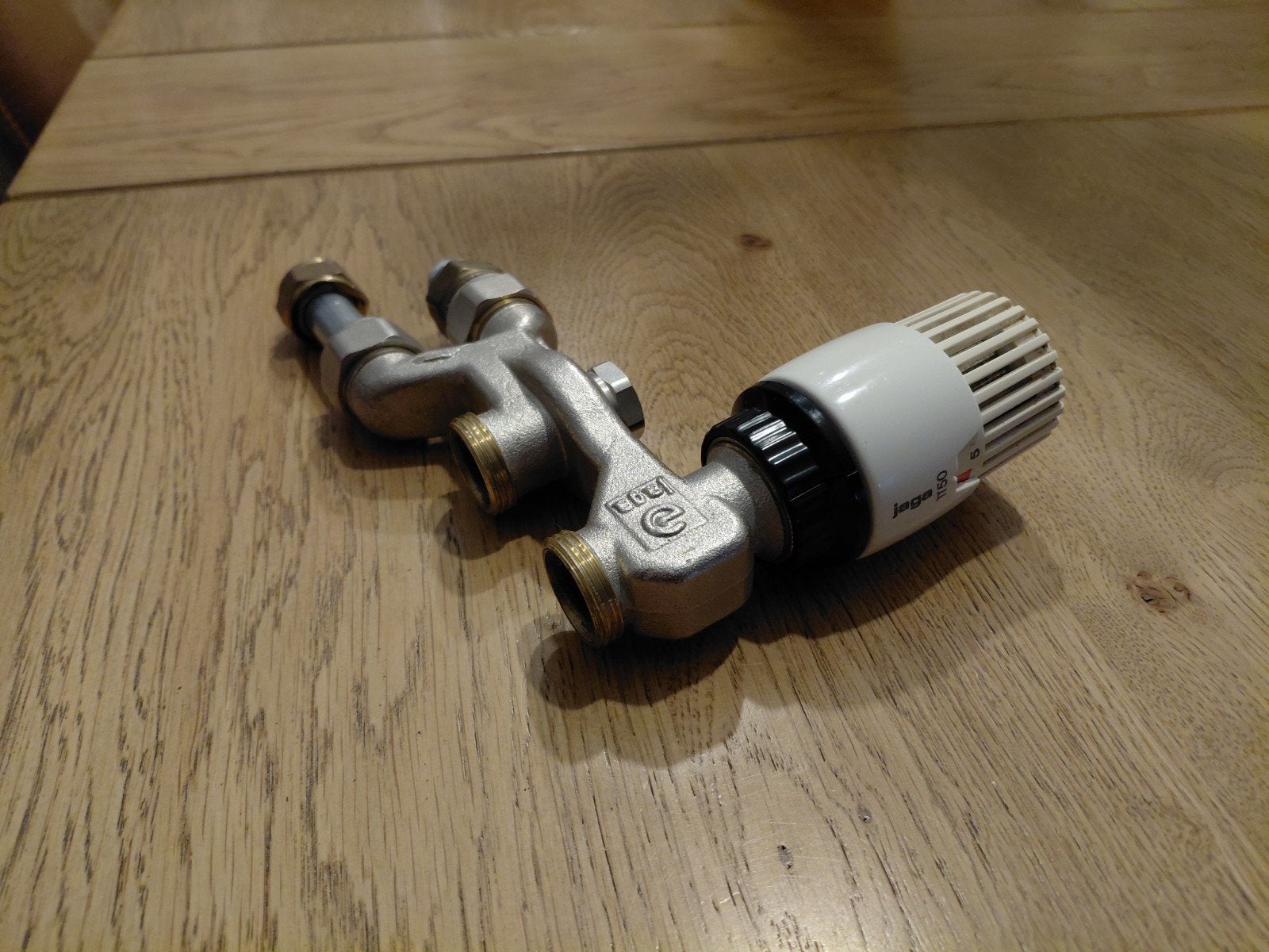 Jaga thermostaatventiel met thermostaatknop (model JW), Ophalen of Verzenden, Gebruikt