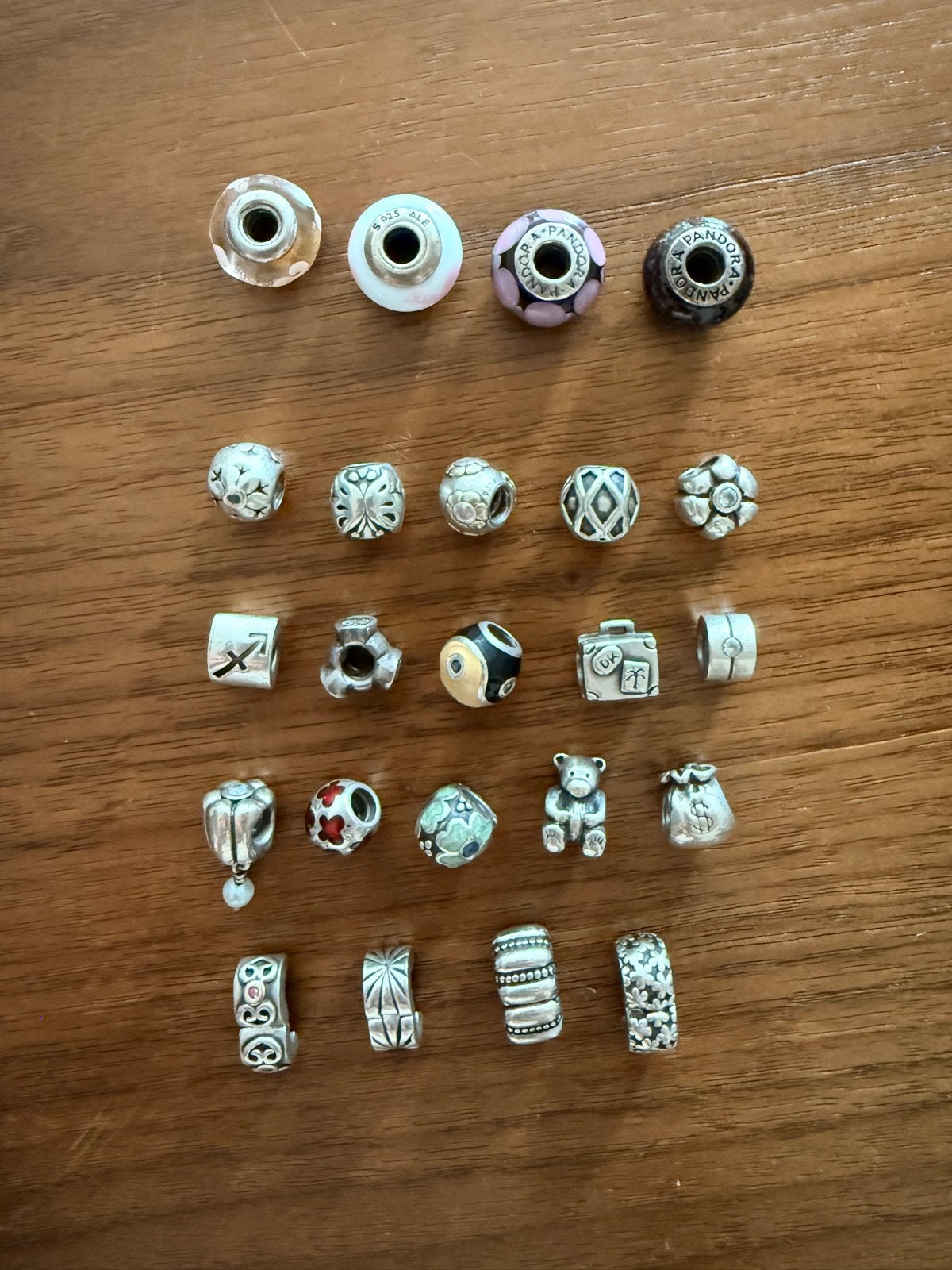 Diverse Pandora bedels en stoppers, Ophalen, Gebruikt, Pandora, 4 bedels of meer