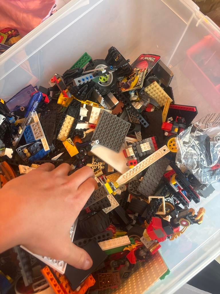 Grote doos met diverse Lego bouwstenen en onderdelen, Kinderen en Baby's, Speelgoed | Bouwstenen, Ophalen, Gebruikt