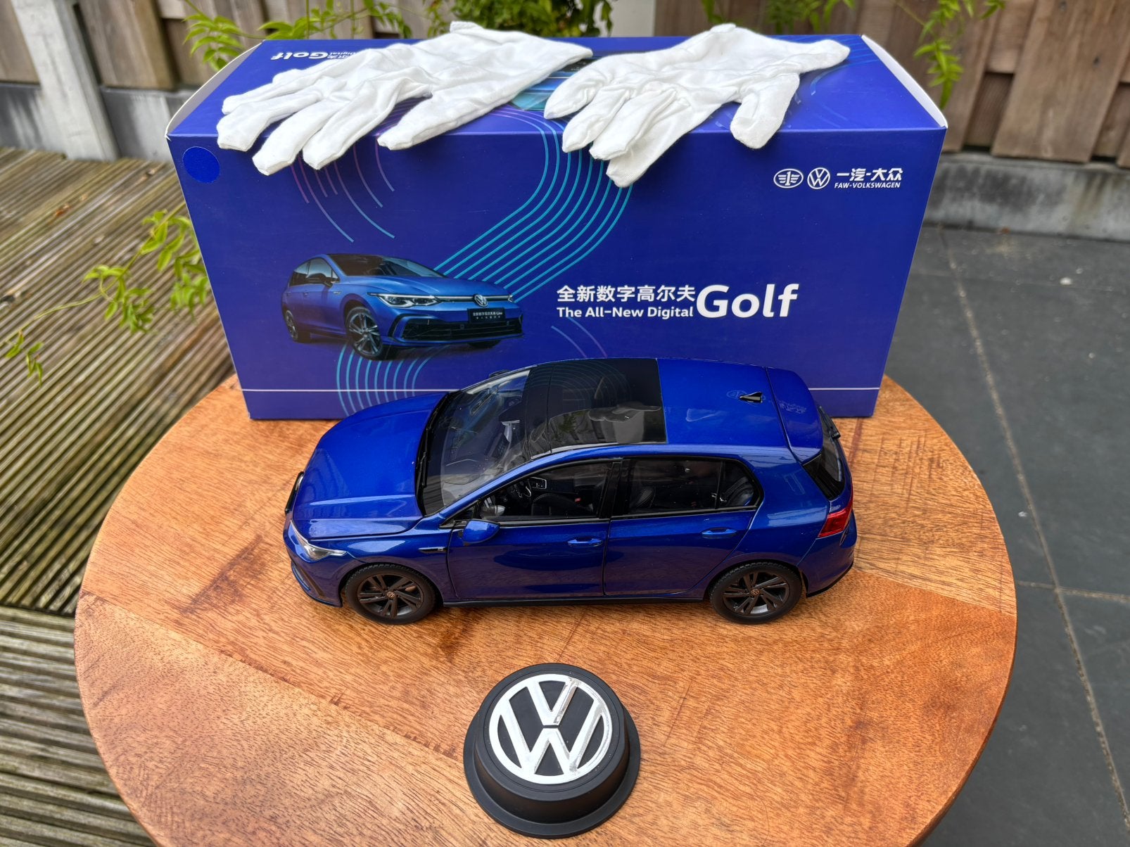Paudi Volkswagen Golf 8 R-line blauw 1:18, Hobby en Vrije tijd, Ophalen of Verzenden, Nieuw, Auto, Overige merken