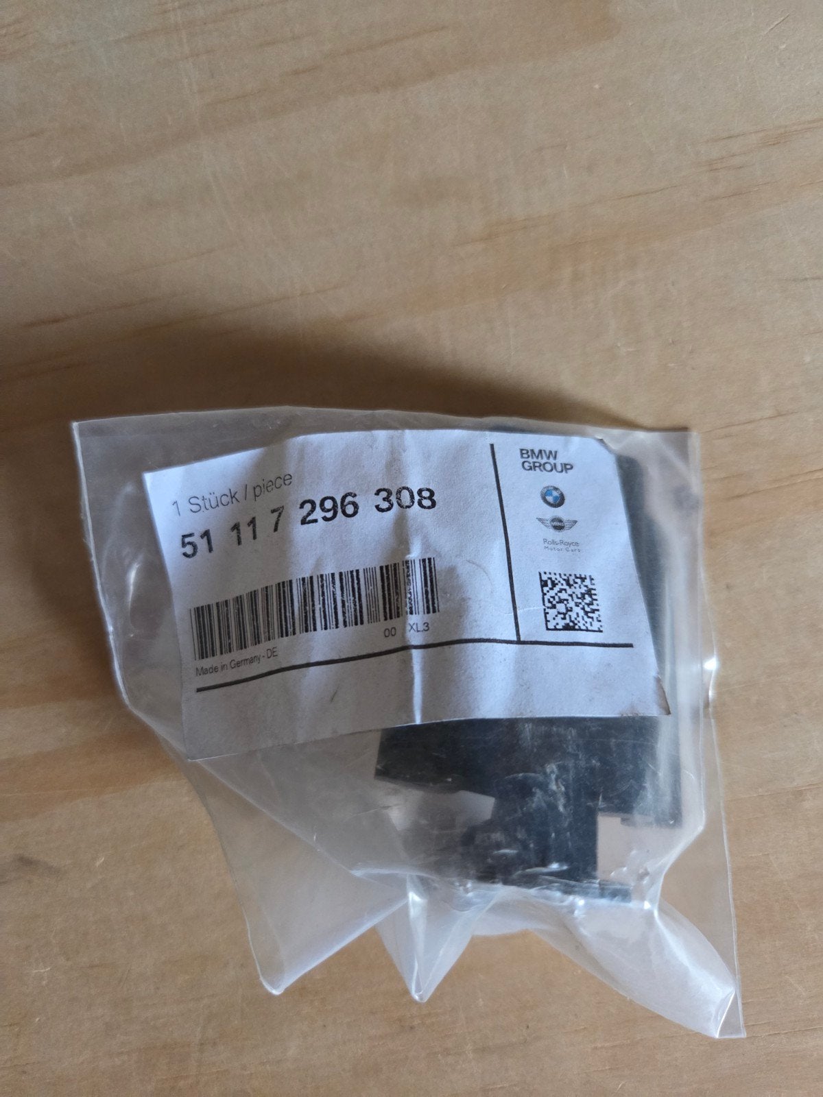 BMW Bumperhouder middenvoor - 51117296308, Ophalen of Verzenden