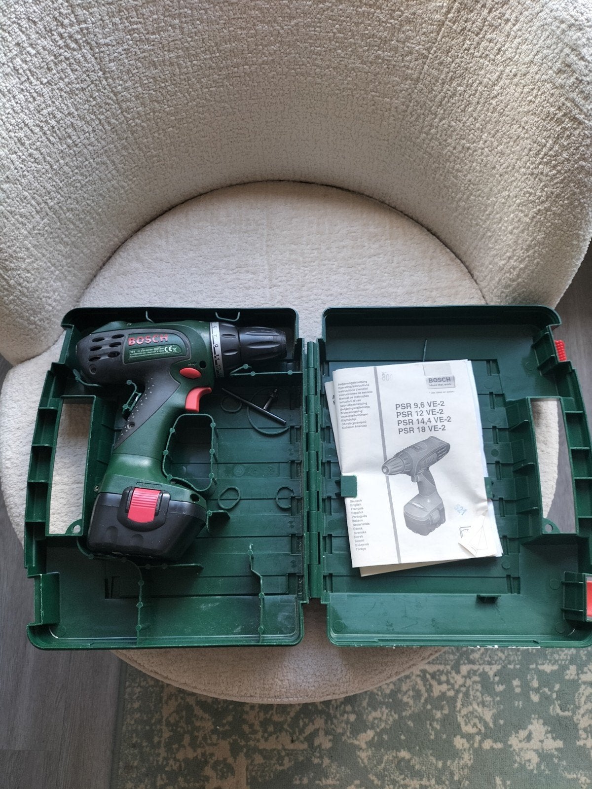 Bosch PSR 12 VE-2 Boor- en Schroefmachine met Koffer, Doe-het-zelf en Verbouw, Gereedschap | Boormachines, Gebruikt, Variabele snelheid