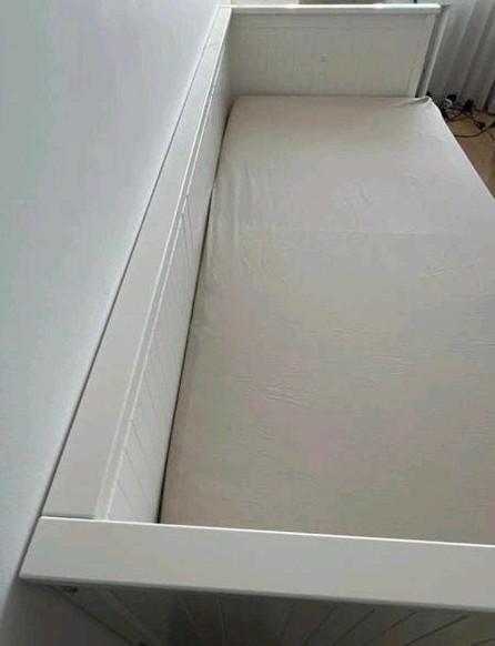 IKEA Hemnes Bedbank met 3 lades - Wit, Huis en Inrichting, Slaapkamer | Bedden, Gebruikt, Eenpersoons, Modern, Scandinavisch, Wit