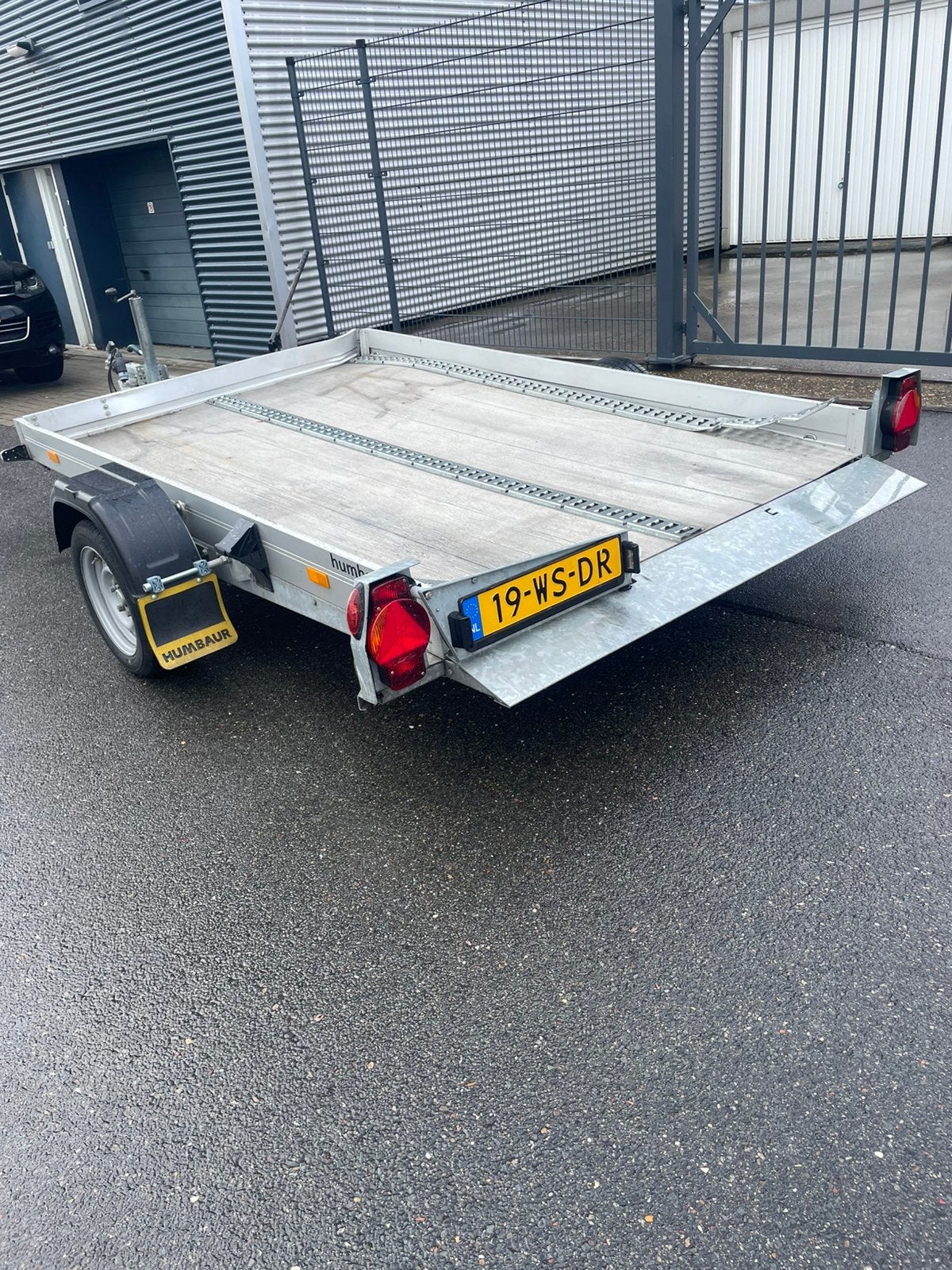 Humbaur hydr. Oprijwagen schade!!, Ophalen, Gebruikt