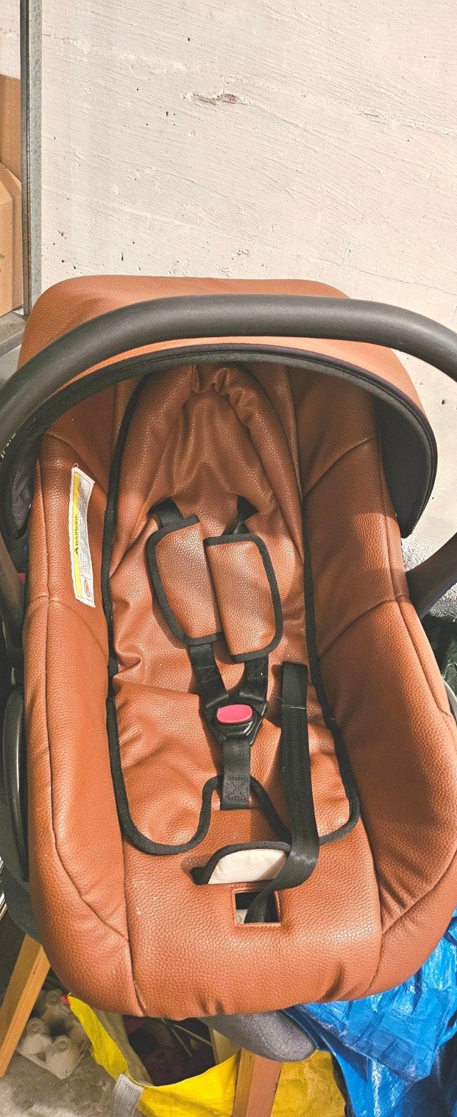 Maxi-Cosi baby tot 13kilo autostoel - Bruin leer, Kinderen en Baby's, Ophalen, Autogordel, Zo goed als nieuw, 0 t/m 13 kg