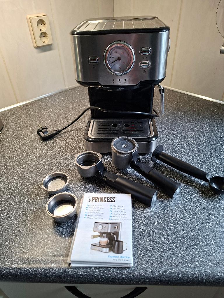 Espressomachine Princess, Ophalen, Espresso apparaat, Koffiebonen, Zo goed als nieuw