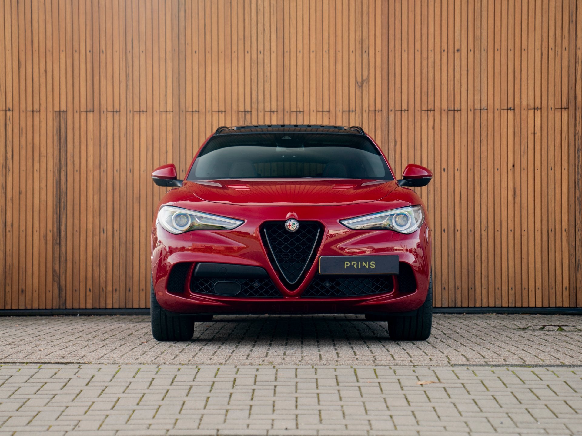 Alfa Romeo Stelvio 2.9 V6 AWD Quadrifoglio | Pano-dak | Harm, Auto's, Automaat, Dealer onderhouden, Gebruikt, 510 pk