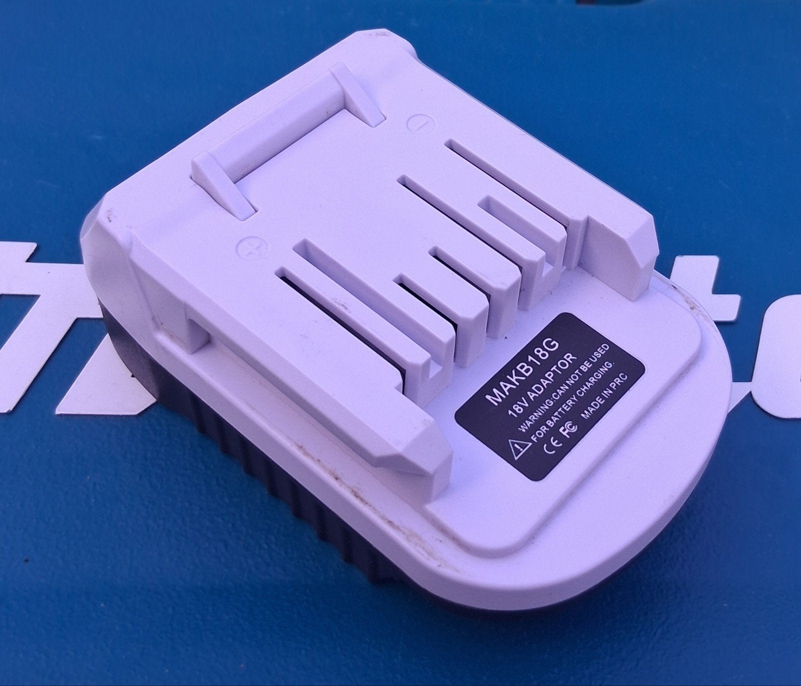 Makita 18V G-serie naar LXT accu adapter MAKB18G, Ophalen of Verzenden