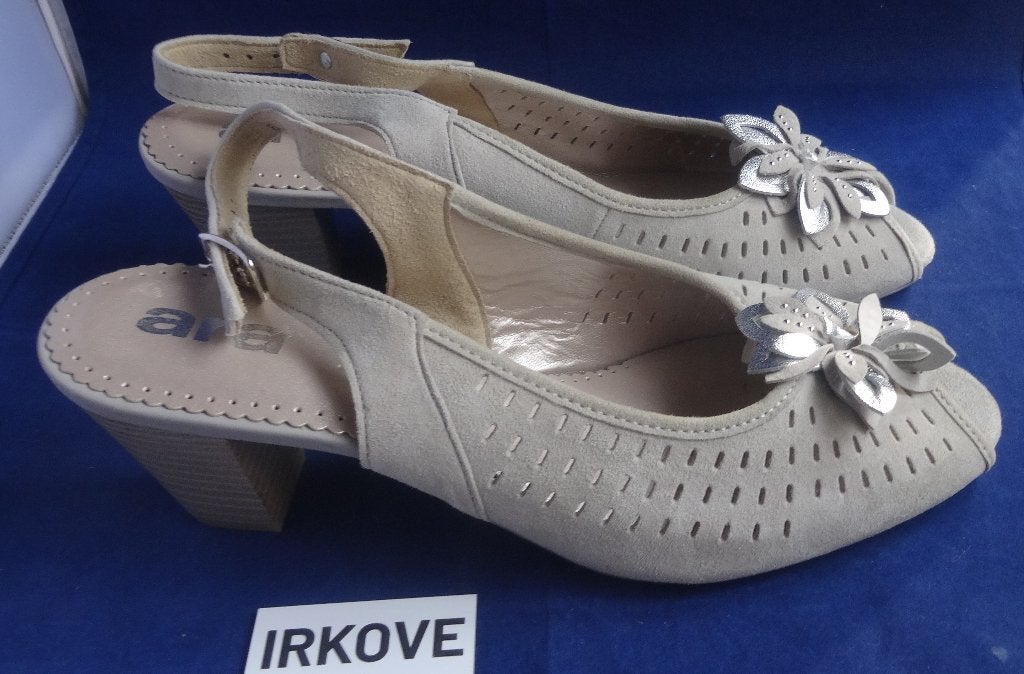 ARA ZOMERSCHOENEN NIEUW * Maat 39H *, Verzenden, Beige, Nieuw, Sandalen of Muiltjes