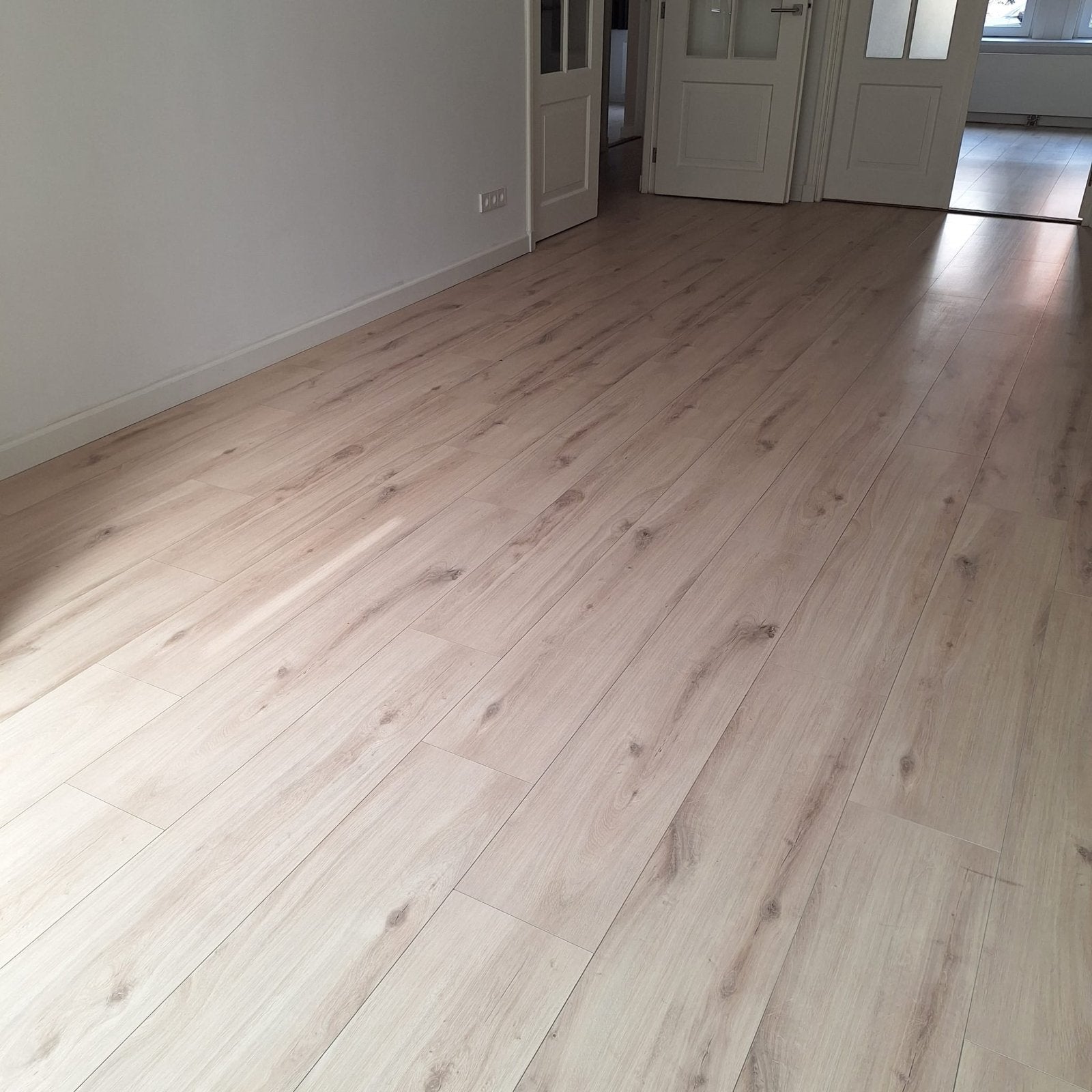 Gratis Laminaat vloer ca. 80m2 - zelf demonteren vr zondag, Huis en Inrichting, Stoffering | Vloerbedekking, Ophalen, Gebruikt