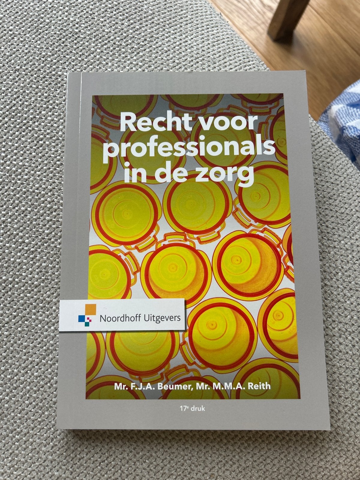 Recht voor professionals in de zorg - 17e druk, Ophalen of Verzenden, Gamma, Zo goed als nieuw, HBO