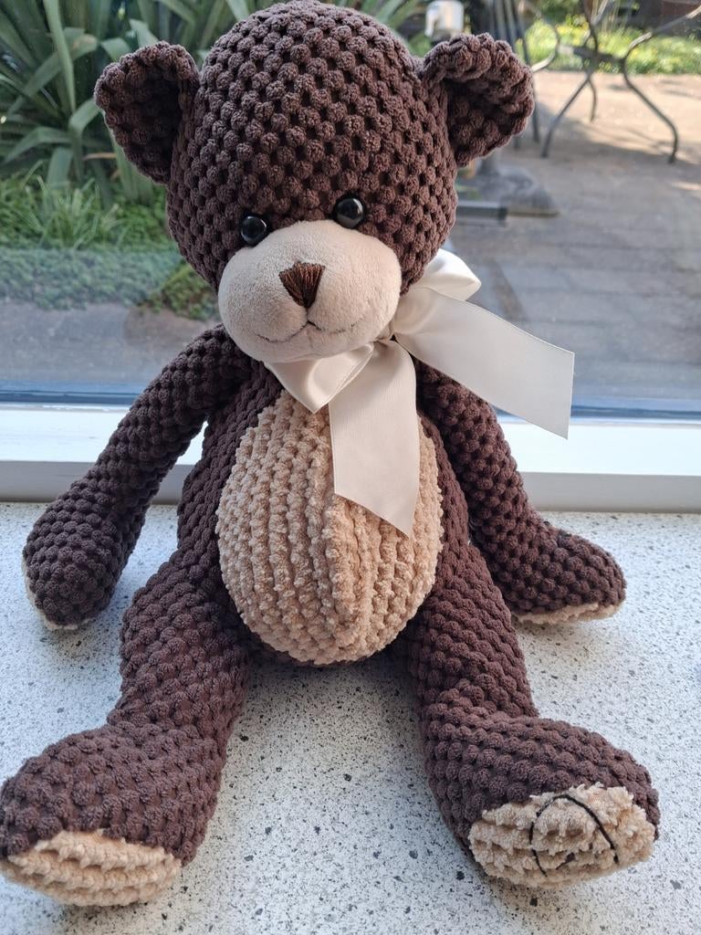 Bruin beige velours zittende beer merk Riverdale, Kinderen en Baby's, Speelgoed | Knuffels en Pluche, Beer, Ophalen of Verzenden