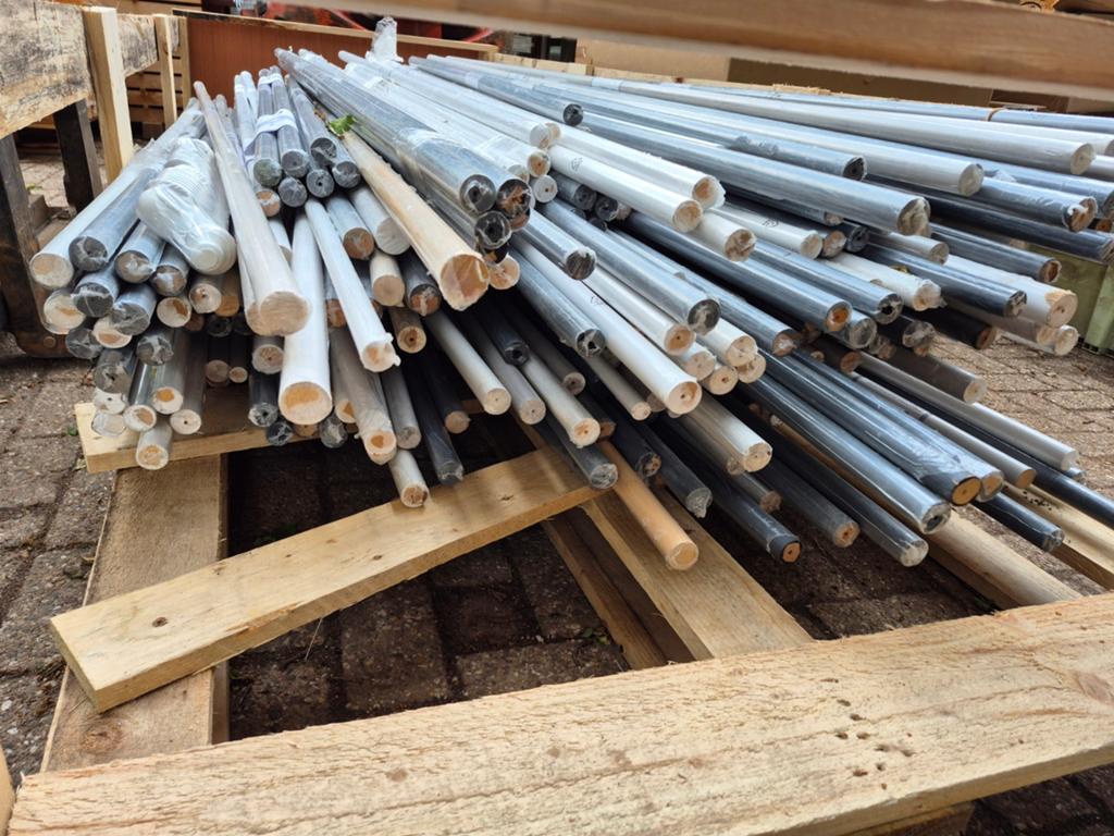 Partij handel Ronde stokken diverse maten en kleuren, Ophalen, Minder dan 25 mm, Nieuw, Plank