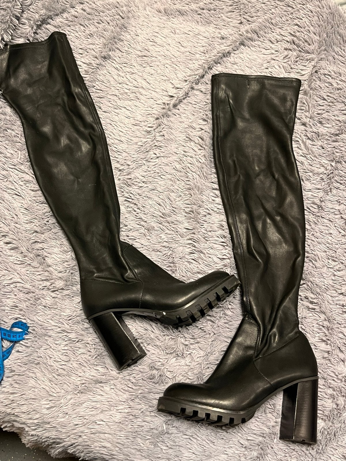 Trendy Zwarte Overknee Laarzen met Blokhak - Maat 40, Ophalen of Verzenden, Gedragen, Zwart, Hoge laarzen