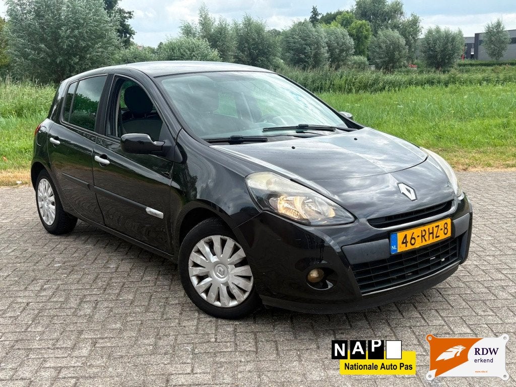 Renault Clio 1.5 dCi Parisienne (bj 2011), Auto's, Renault, Bedrijf, Te koop, Clio, ABS, Airbags, Airconditioning, Alarm, Boordcomputer