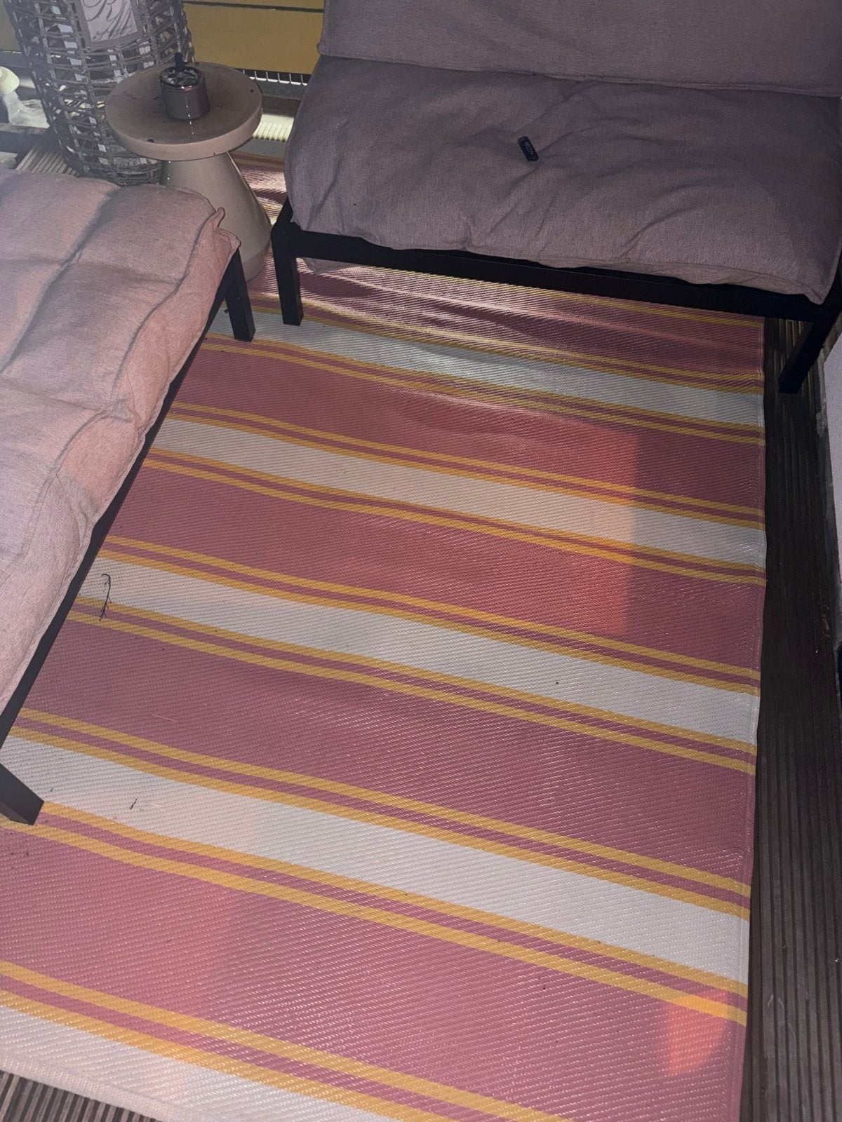 Zo goed als nieuw buitenkleed Pinky stripe Karwei, Ophalen, Zo goed als nieuw