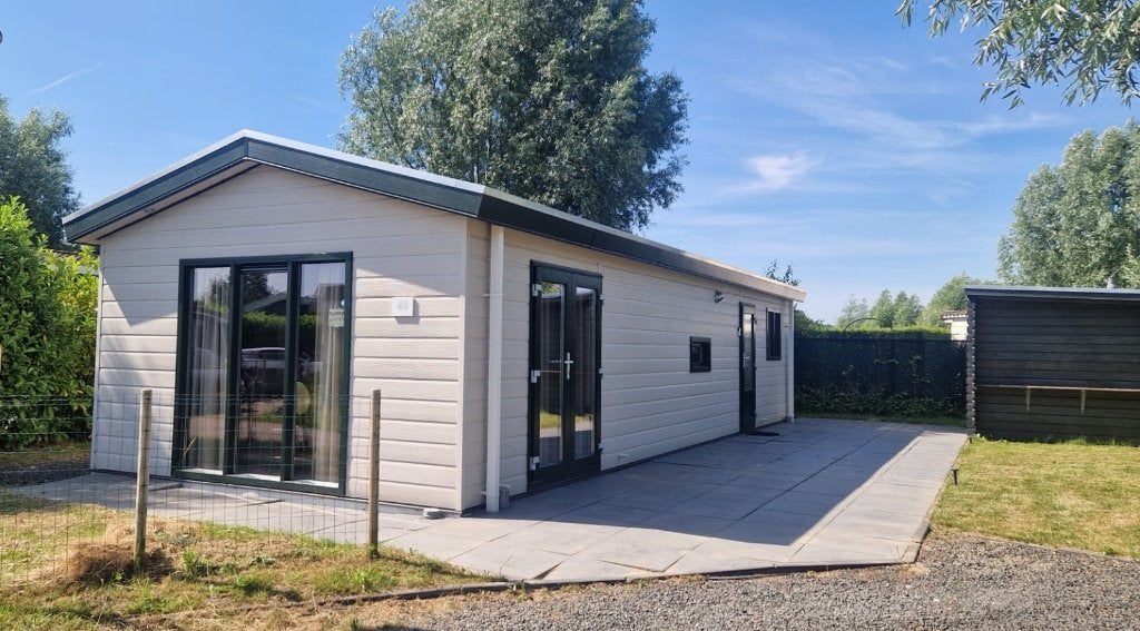 Recreatiewoning - Chalet | op eigen kavel | 2 slaapkamers, Huizen en Kamers, Chalet, Verkoop zonder makelaar, Noord-Brabant, 2 slaapkamers