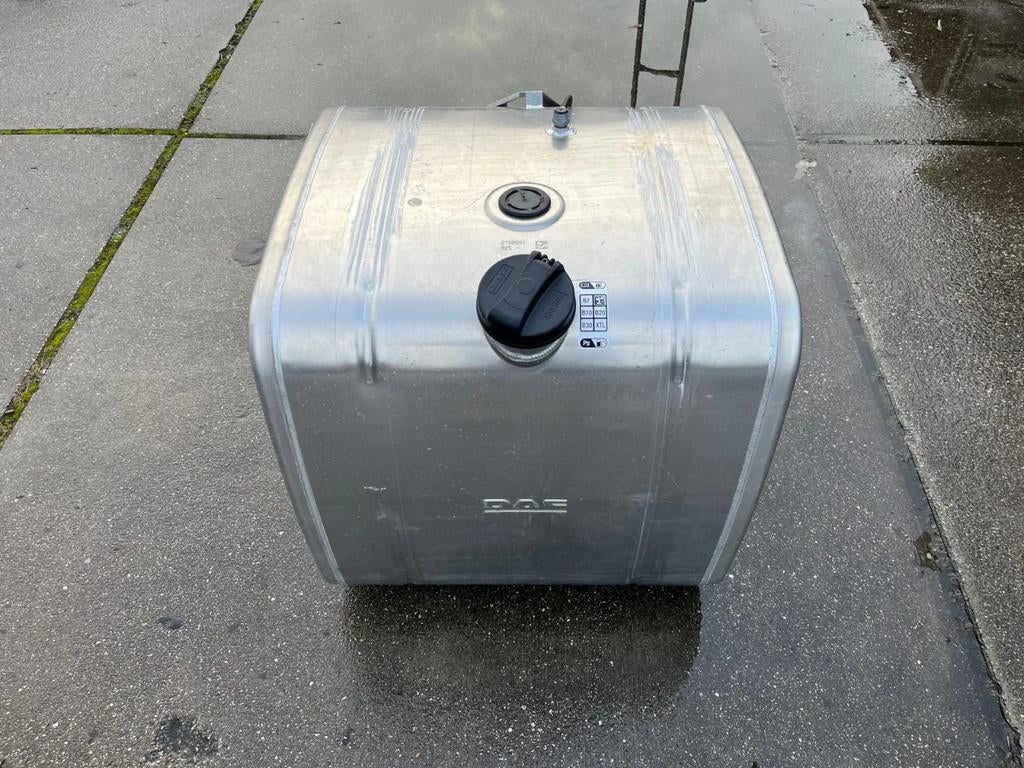 DAF 4 X Brandstoftank Diesel 2198091, Auto-onderdelen, Vrachtwagen-onderdelen, Gebruikt, DAF, Brandstofsystemen