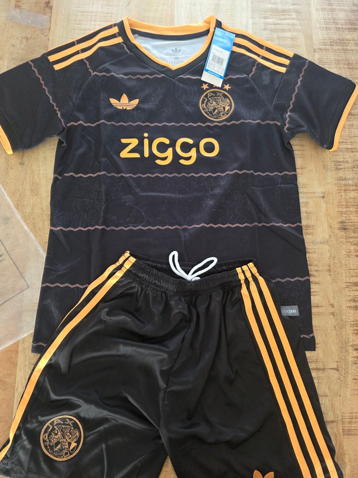 ajax uit tenue Kids. leuk voor de feestdagen, Maat XS of kleiner, Verzenden, Nieuw, Set