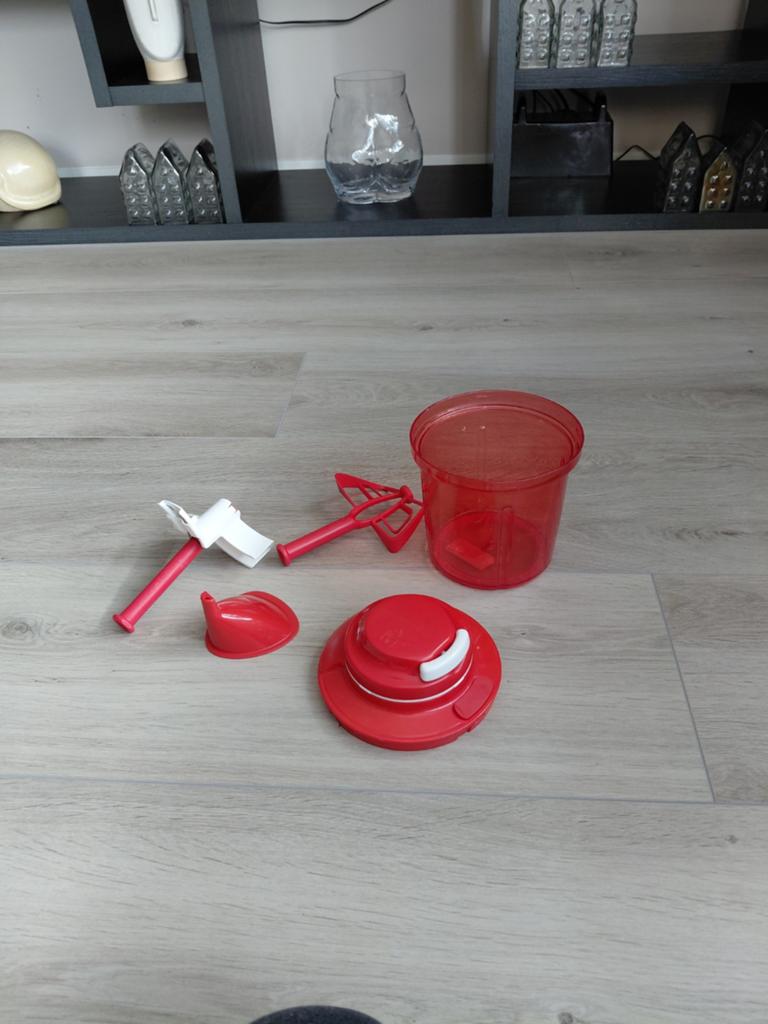 Tupperware  SuperSonic Chopper, Ophalen of Verzenden, Gebruikt, Rood, Overige typen