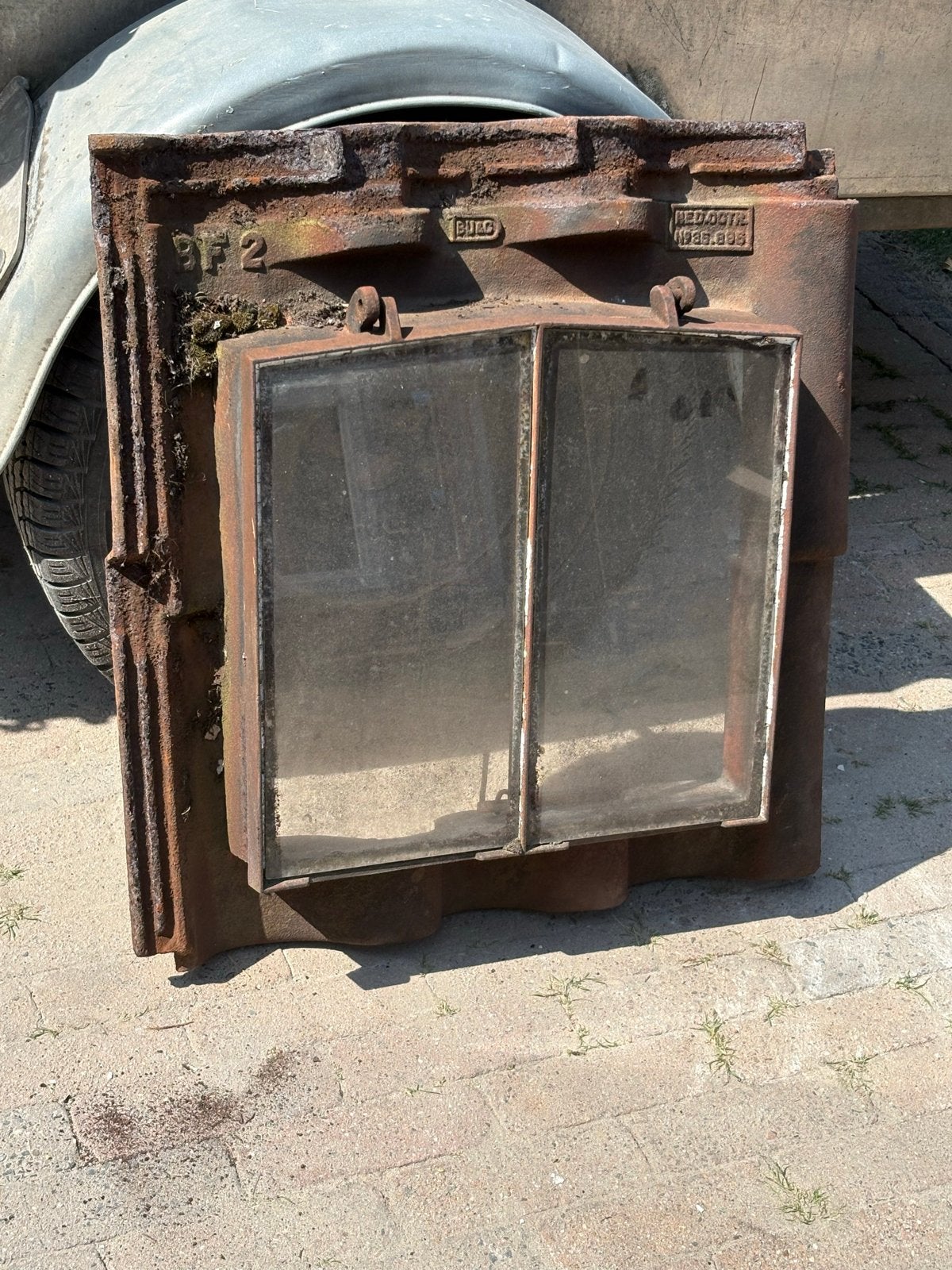 Oud Dakraam 44x42 cm - Authentiek en Robuust, Doe-het-zelf en Verbouw, Glas en Ramen, Ophalen, Gebruikt, Dakraam, Minder dan 80 cm