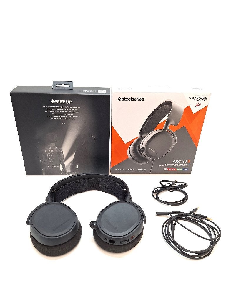 Steelseries Arctis 3 Gaming Headset, Computers en Software, Gebruikt, Ophalen of Verzenden, Gaming headset, Bedraad