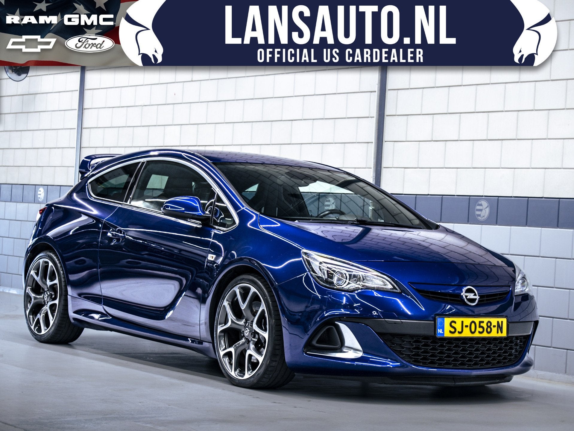 Opel Astra GTC 2.0 Turbo OPC (bj 2013), Auto's, Gebruikt, 4 cilinders, Blauw, Leder