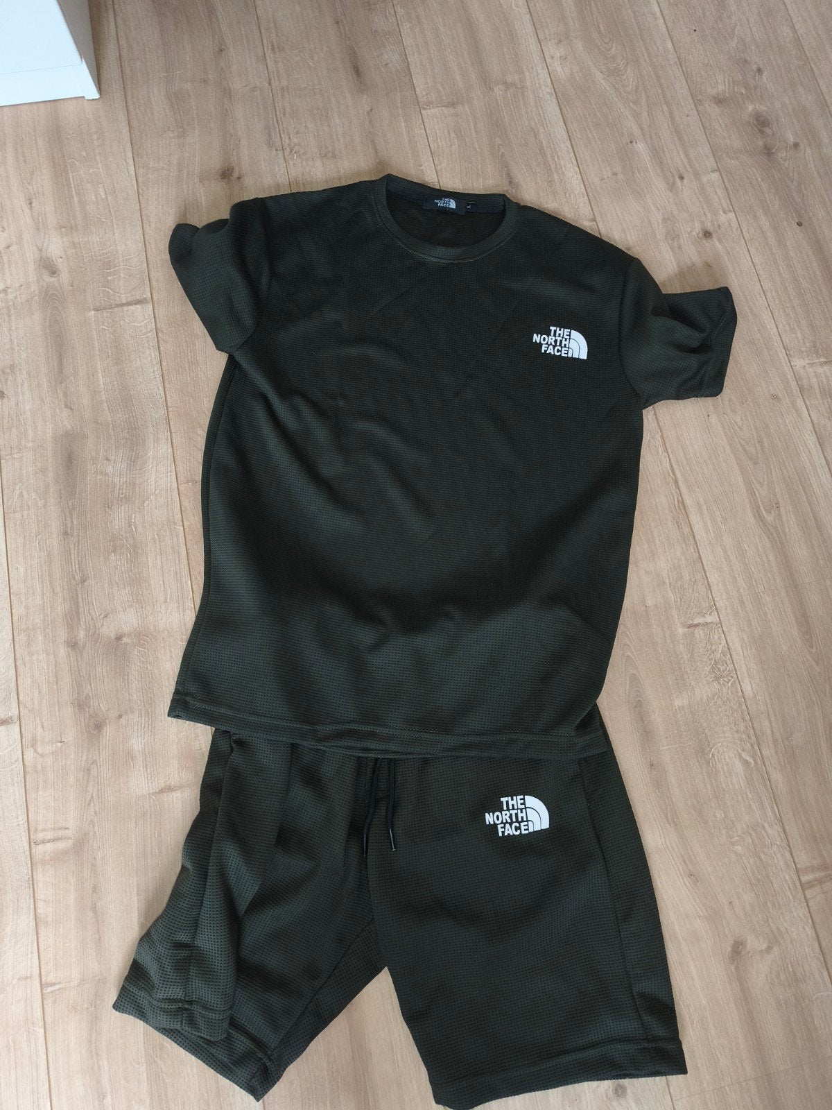 Heren pak L, Ophalen, Nieuw, Groen, Algemeen